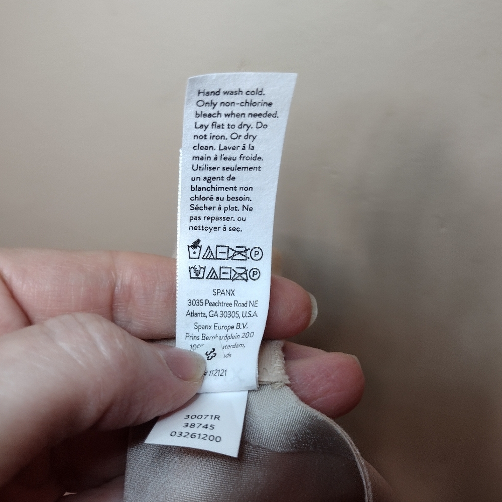 SPANX Sheerflex Fit To You Nude Bra With Light-As-Air Support - Picture 9 of 10